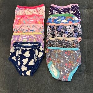 NWOT Lot of 10 Moo Moo Baby Training Pants Size 5T
